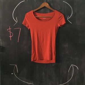 Red tee